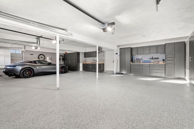 11 Hillcrest Road, Weston, MA 02493