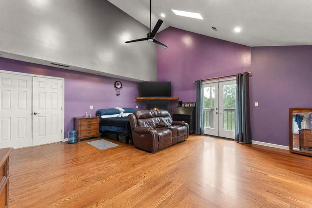 933 River Drive, Munster, IN 46321