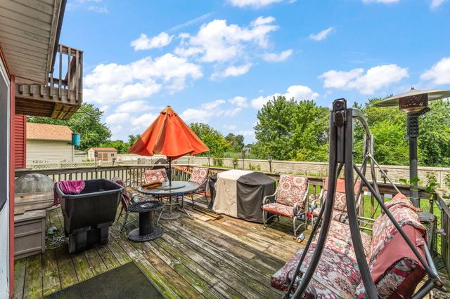 933 River Drive, Munster, IN 46321