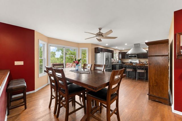933 River Drive, Munster, IN 46321