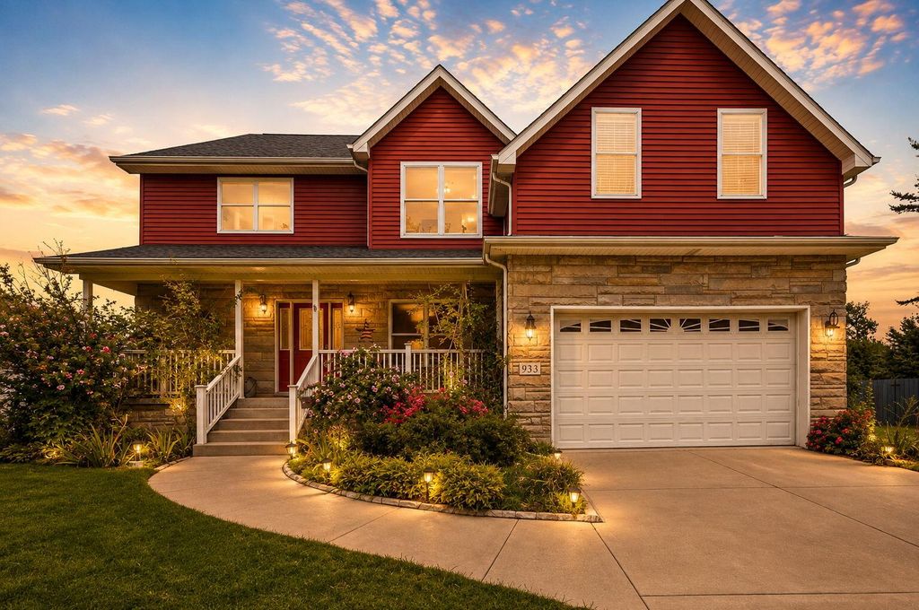933 River Drive, Munster, IN 46321