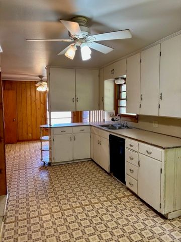 1506 Park Street, Commerce, TX 75428
