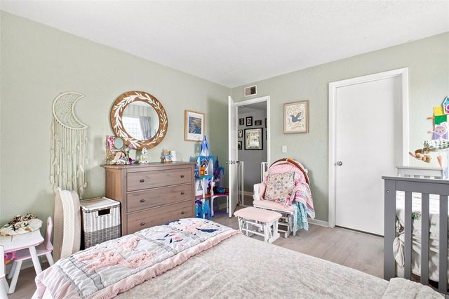 455 ALT 19 S 17, Palm Harbor, FL 34683