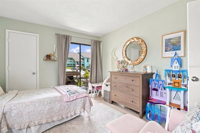 455 ALT 19 S 17, Palm Harbor, FL 34683