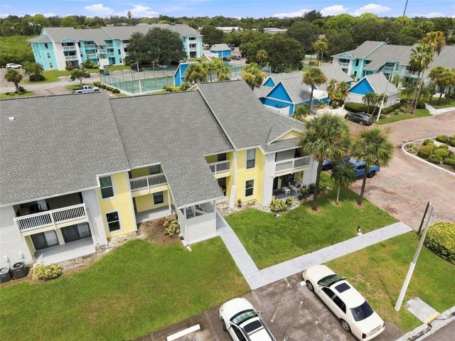 455 ALT 19 S 17, Palm Harbor, FL 34683