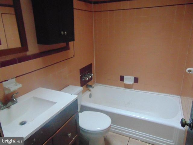 2363 BAIRD BLVD, Camden, NJ 08105