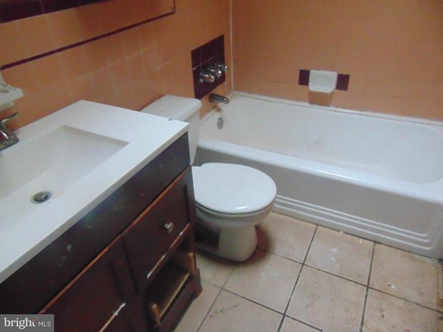 2363 BAIRD BLVD, Camden, NJ 08105