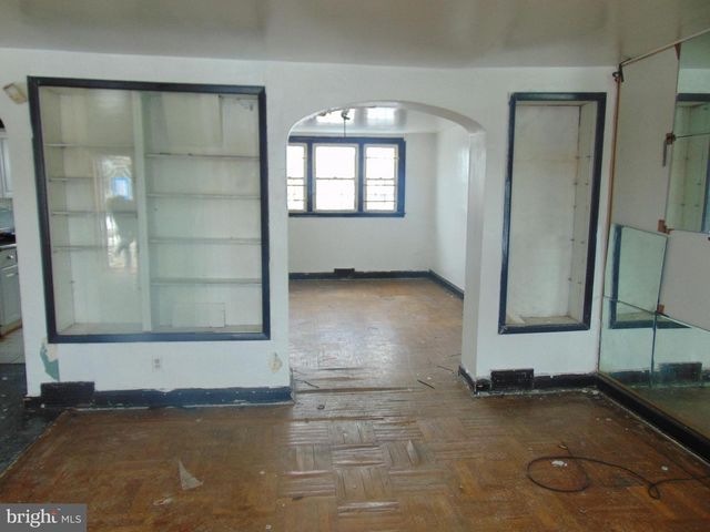 2363 BAIRD BLVD, Camden, NJ 08105