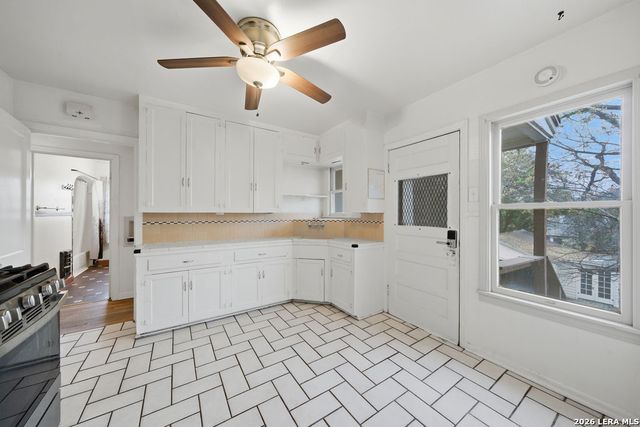 526 Fulton, San Antonio, TX 78212