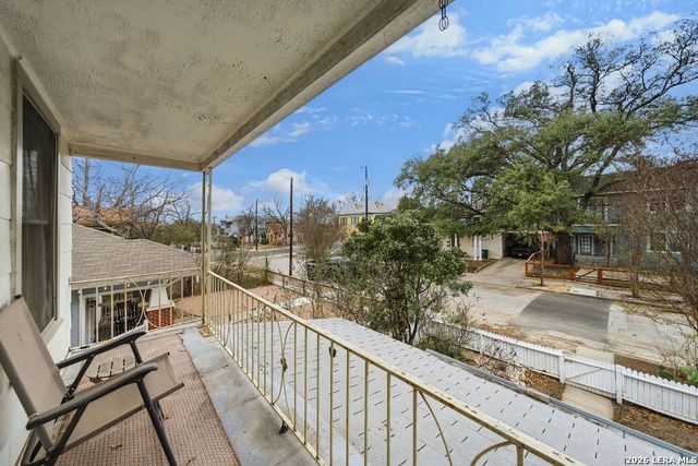 526 Fulton, San Antonio, TX 78212