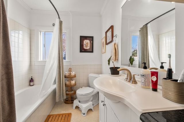 1039 Channing Way, Berkeley, CA 94710