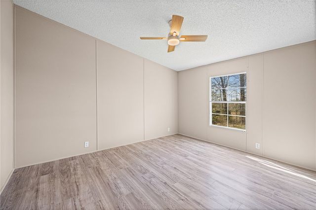 136 W Freedom Wood Drive, Liberty, SC 29657