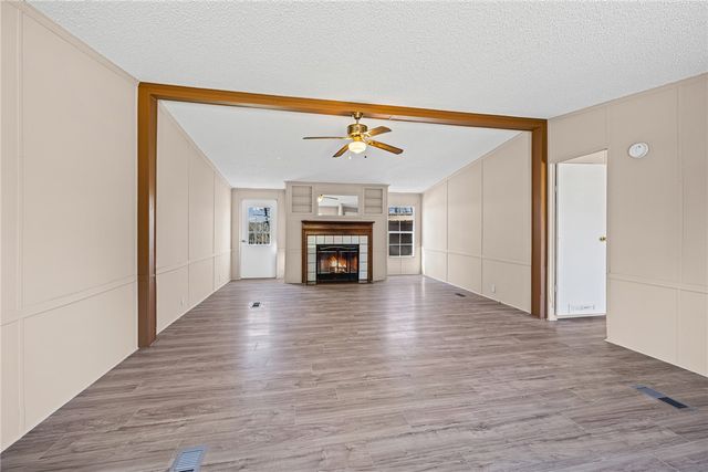 136 W Freedom Wood Drive, Liberty, SC 29657