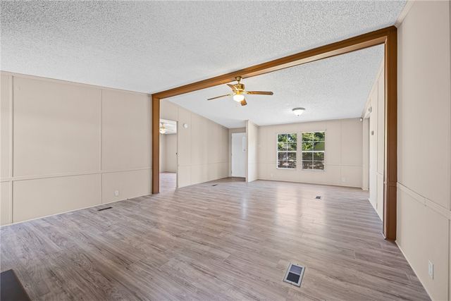 136 W Freedom Wood Drive, Liberty, SC 29657