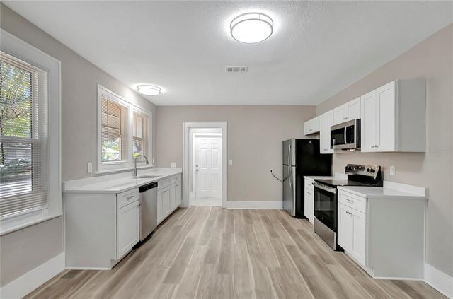 703 16TH STREET NW, Largo, FL 33770