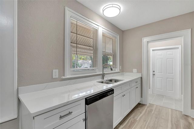 703 16TH STREET NW, Largo, FL 33770