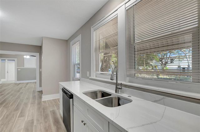 703 16TH STREET NW, Largo, FL 33770