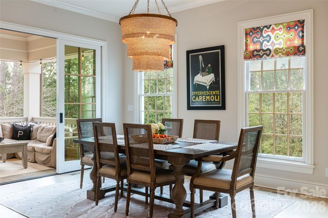 28 Hilltop Road, Asheville, NC 28803