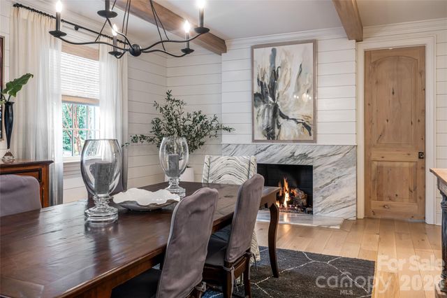 28 Hilltop Road, Asheville, NC 28803