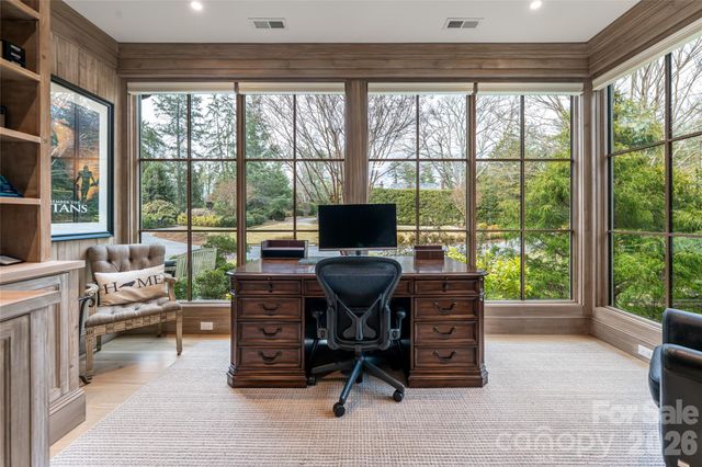 28 Hilltop Road, Asheville, NC 28803