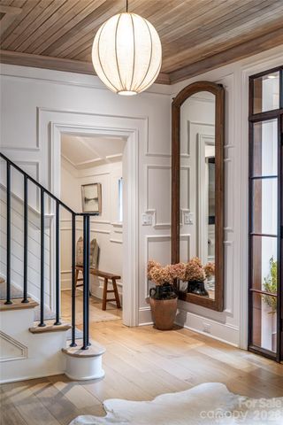 28 Hilltop Road, Asheville, NC 28803