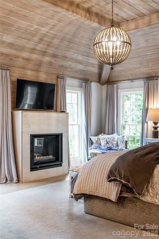 28 Hilltop Road, Asheville, NC 28803