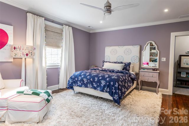 28 Hilltop Road, Asheville, NC 28803