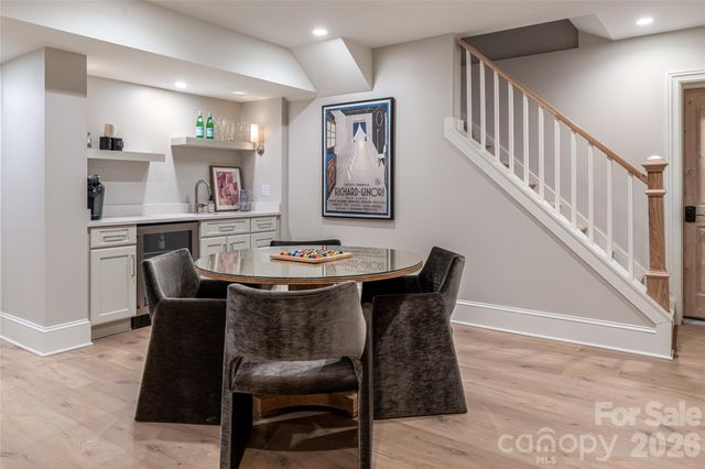 28 Hilltop Road, Asheville, NC 28803