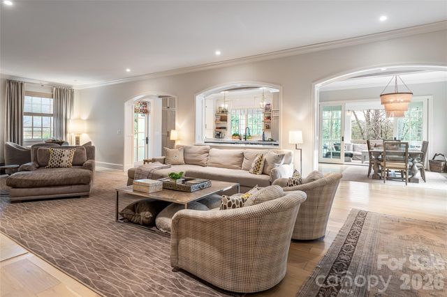 28 Hilltop Road, Asheville, NC 28803