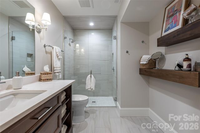 28 Hilltop Road, Asheville, NC 28803