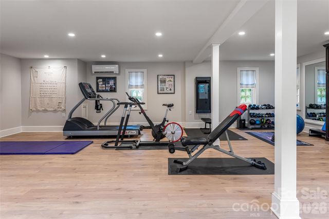 28 Hilltop Road, Asheville, NC 28803