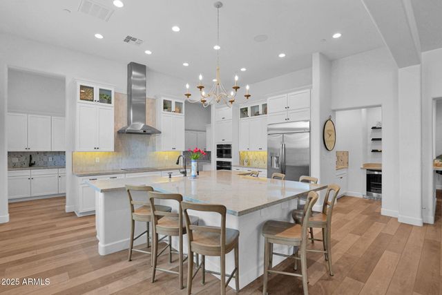 3702 E FOUNTAIN Street, Mesa, AZ 85205