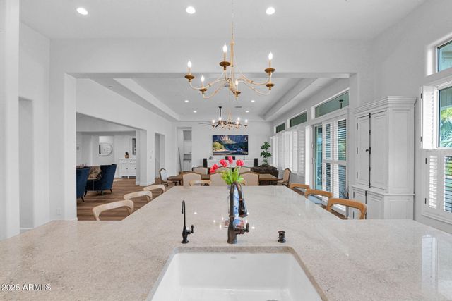 3702 E FOUNTAIN Street, Mesa, AZ 85205