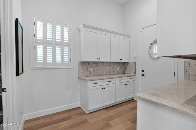 3702 E FOUNTAIN Street, Mesa, AZ 85205