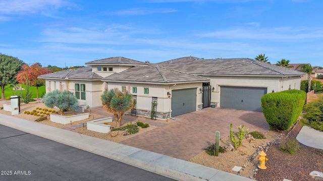 3702 E FOUNTAIN Street, Mesa, AZ 85205