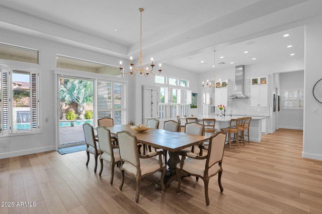 3702 E FOUNTAIN Street, Mesa, AZ 85205