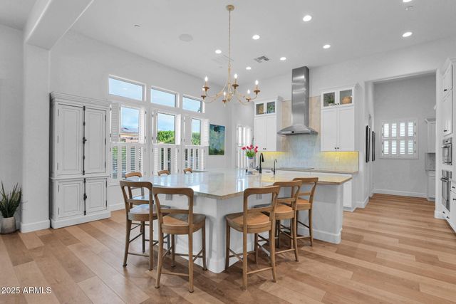 3702 E FOUNTAIN Street, Mesa, AZ 85205