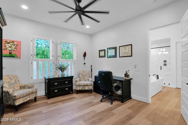 3702 E FOUNTAIN Street, Mesa, AZ 85205