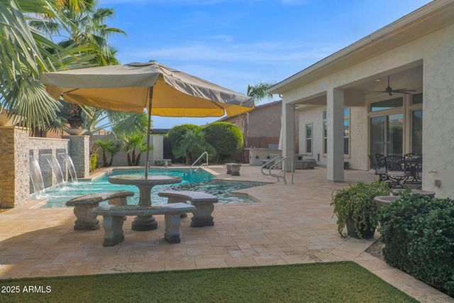 3702 E FOUNTAIN Street, Mesa, AZ 85205