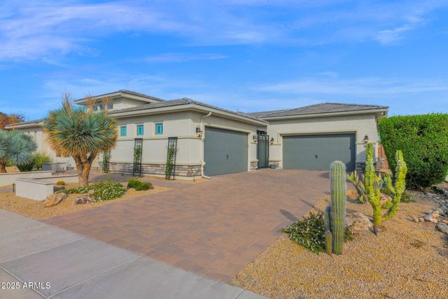 3702 E FOUNTAIN Street, Mesa, AZ 85205