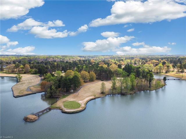 109 Oakdale Forest Lane, Jamestown, NC 27282