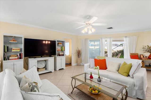 1387 MOONMIST DRIVE G2, Sarasota, FL 34242