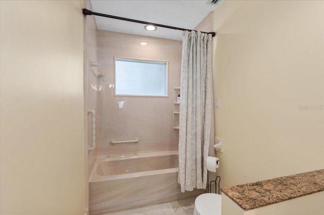 1387 MOONMIST DRIVE G2, Sarasota, FL 34242
