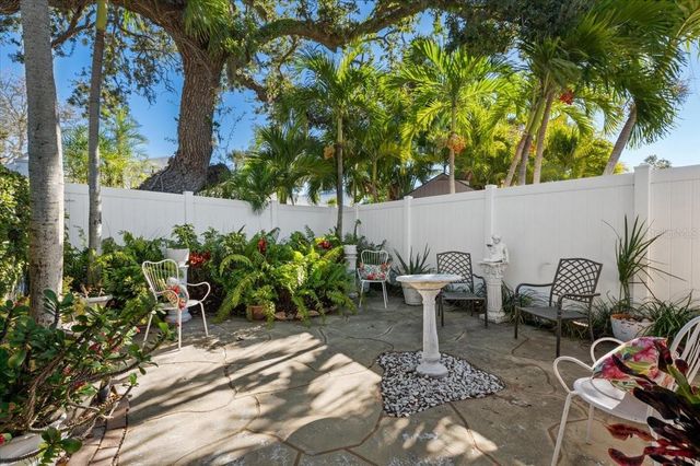 1387 MOONMIST DRIVE G2, Sarasota, FL 34242