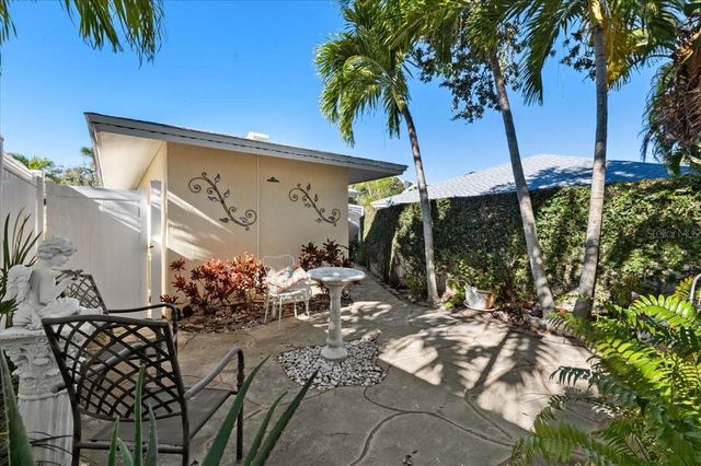 1387 MOONMIST DRIVE G2, Sarasota, FL 34242