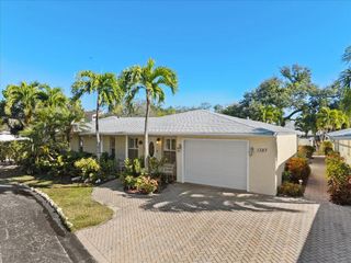 1387 MOONMIST DRIVE G2, Sarasota, FL 34242