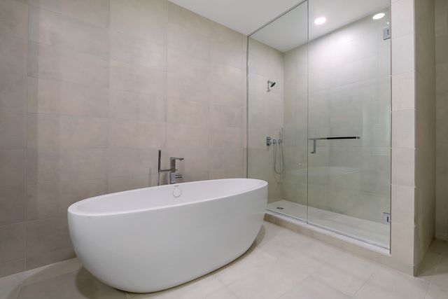 211 N Harbor Drive 4401, Chicago, IL 60601