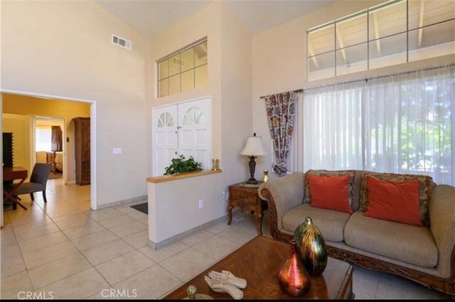 1087 Serena, San Jacinto, CA 92583