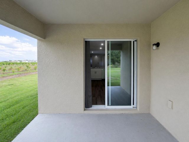 2093 GOLDEN BEAK DRIVE, Eagle Lake, FL 33839