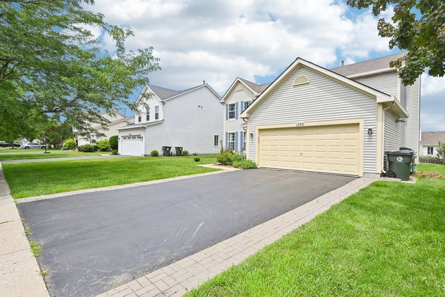 1290 E Fox Chase Drive, Round Lake Beach, IL 60073